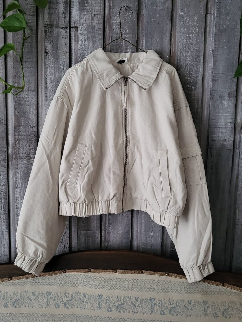 Beige Cropped Bomber Utility Jacket Medium Cotton Canvas Cargo NWOT